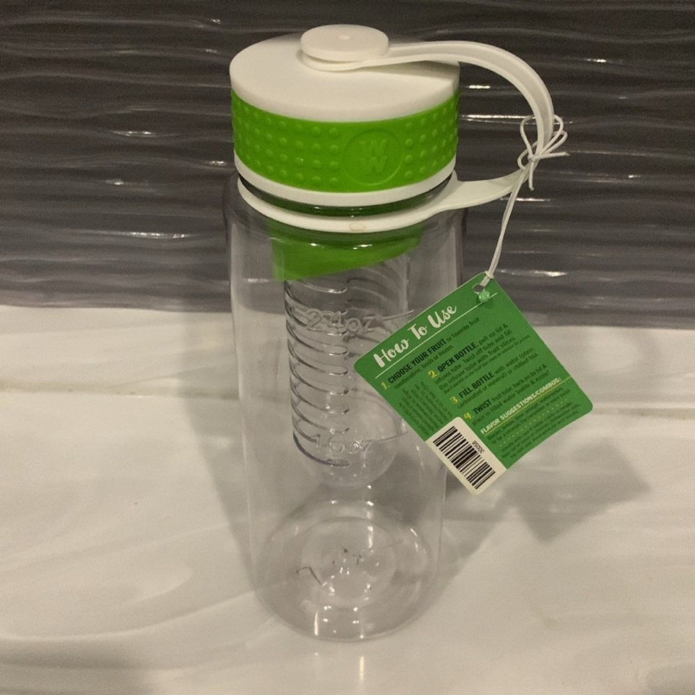 Fruit infuser Bottle NEW 24 Fl Oz BPA Free Leak Proof Twist cap Use Both Ways - Picture 7 of 7
